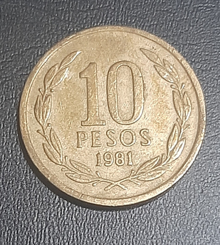Moneda Chilena De 10 Pesos Distintos Años Década De Los 80s