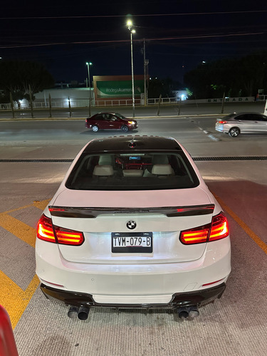 Bmw 328i, Modelo 2012 Twin Turbo 4 Cilindros
