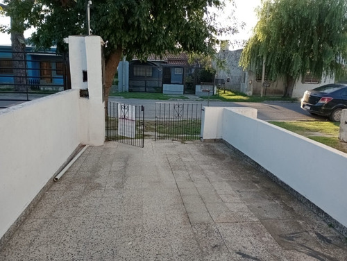 Venta Departamento En P.h. Planta Baja Con Cochera En Santa Teresita