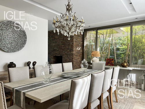 Casa Al Rio En Venta En El Barrio Albanueva