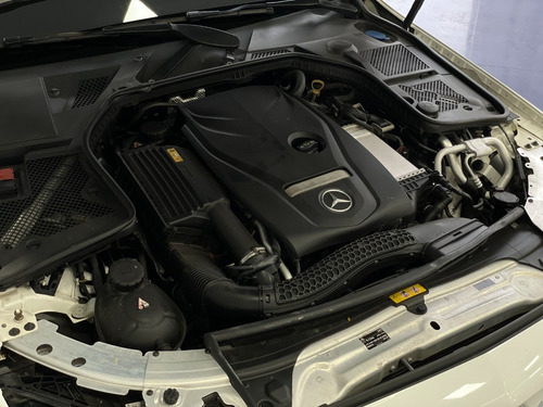 Imagem 6 de 15 de Mercedes C200