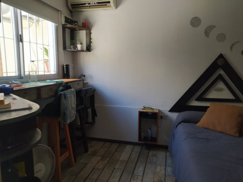 Dos Locales En Venta Sobre Av. Calchaqui