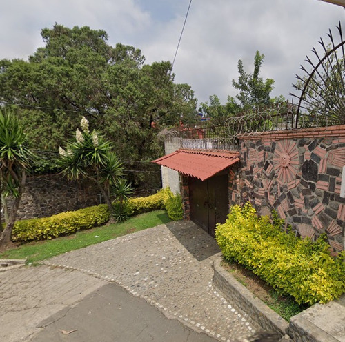 Casa En Venta En Morelos Ocotepec Cuernavaca Lf*