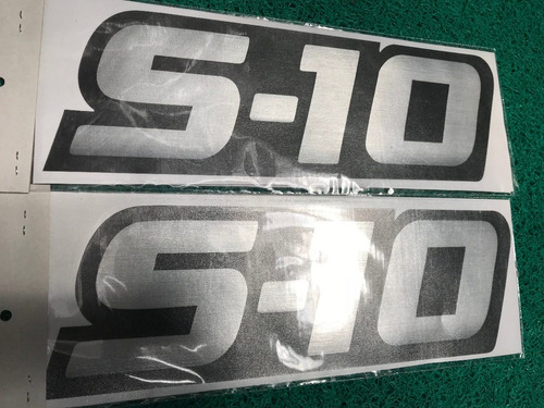 Sticker Calco Pegotin Vinilo S10 & S10 Intercooler .x Par S6