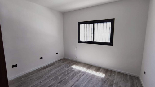 Arguello: Monseñor Ferreyra 6730 Amplia Casa De 3 Dor C Pileta