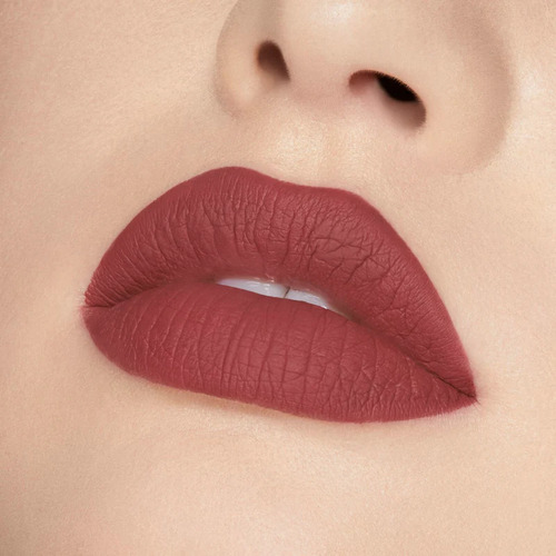 Kylie Cosmetoc´s | Matte Liquid Lipstick | Labial Matte Color 114 Almost Ready