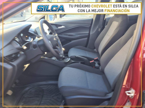 Imagen 13 de 16 de Chevrolet Onix Ls 2023 Rojo 0km