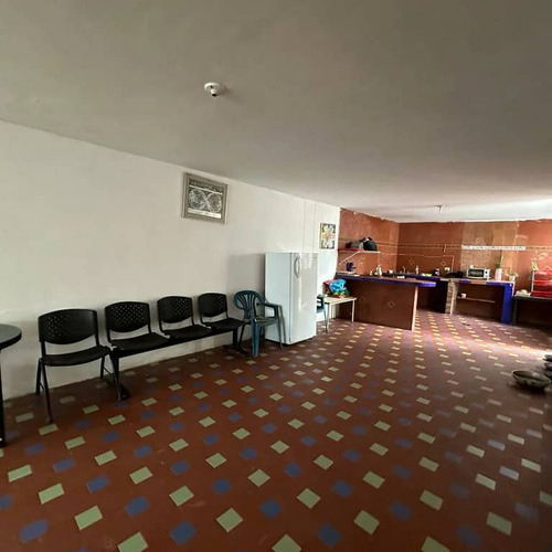 Casa Multipropósito En Pueblo Nuevo, Ambrosio Plaza Nr