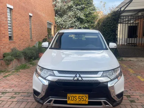 Mitsubishi Outlander Kaiteki 2.4 4x4 Lx 7 Puestos