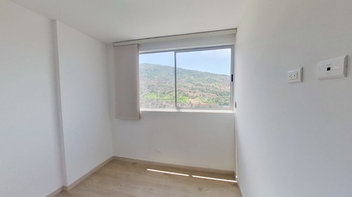 Imagen 16 de 18 de Calasanz / Apartamento En Venta 79mt2