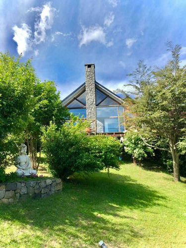 Casa En Venta En San Martin De Los Andes, Neuquén, Exclusiva