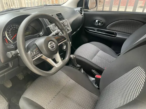 Nissan March 1.6 Sense