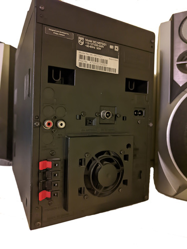 Minicomponente Philips Mc-m570, Am/fm/cd/usb/aux Funcionando Negro 100 W (Usado)
