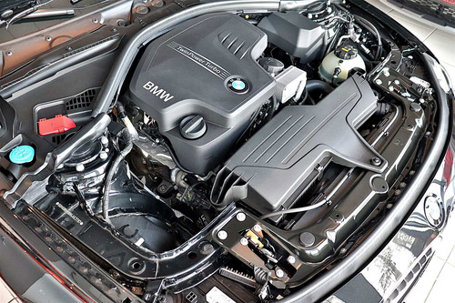 Bmw 320i 2.0 Sport 16v Turbo Active Flex 4p Automático
