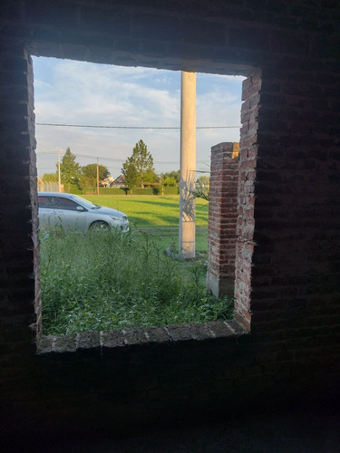 Terreno Con Casa En Contruccion / Pujato Norte