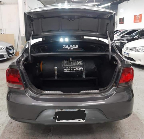 Volkswagen Voyage 1.6 Highline 101cv 2011