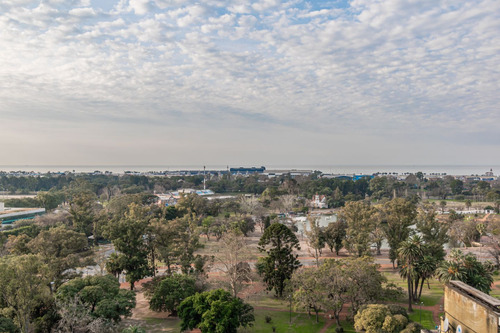 Exclusivo Piso - Torre Categoria - Segur. 24 Hs - 2 Cocheras