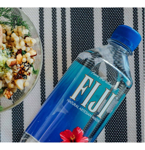 Agua Fiji. 12 Botellas De 500ml Cada Una Kosher