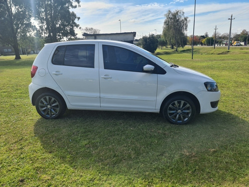 Volkswagen Fox 1.6 Highline 2011 Fullcar 5milusd Y Cuotas