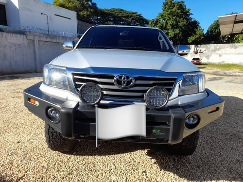Imagen 3 de 10 de Toyota Hilux Kavak