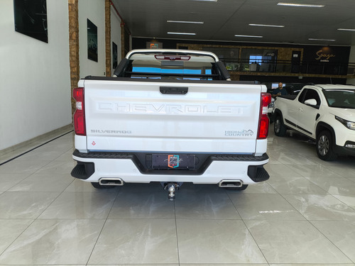 Chevrolet Silverado 5.3 High Country Cab. Dupla V8 4X4 Aut. 4P