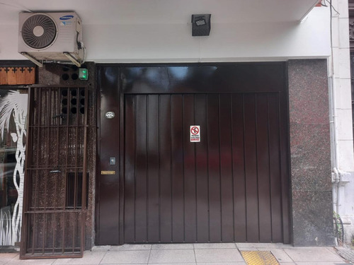 Imagen 1 de 3 de Oportunidad!! Cochera Cubierta En Juncal Al 2700 Entre Austria Y Aguero