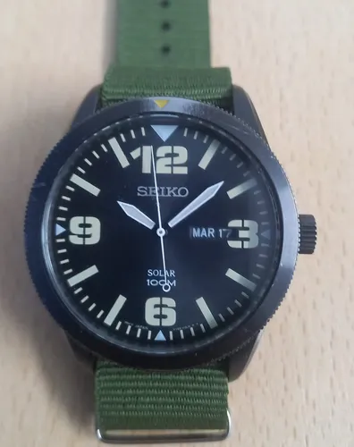 Seiko sne331 core solar watch hotsell