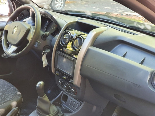 Imagen 7 de 10 de Renault Duster 2016 1.6 Ph2 4x2 Dynamique 110cv