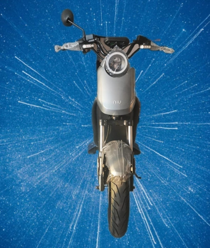 Imagen 5 de 16 de Moto