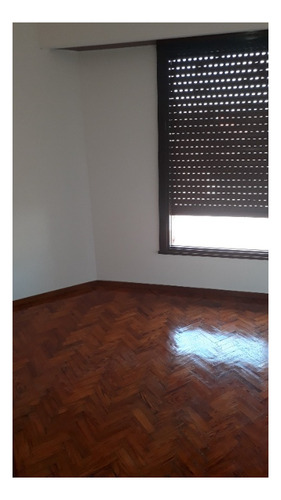 Imagen 12 de 15 de Local Con Vivienda En Venta En Quilmes Oeste