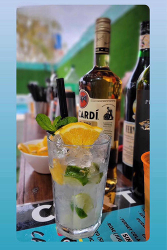 Imagen 5 de 5 de Servicio De Bartenders Y Camareros