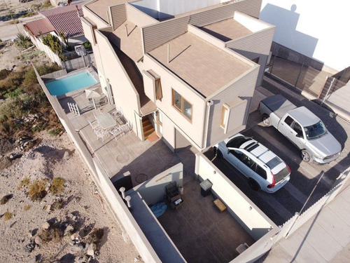 Imagen 12 de 19 de Se Vende Edificio Con 5 Dptos. Mas Piscina Con Vista Al Mar