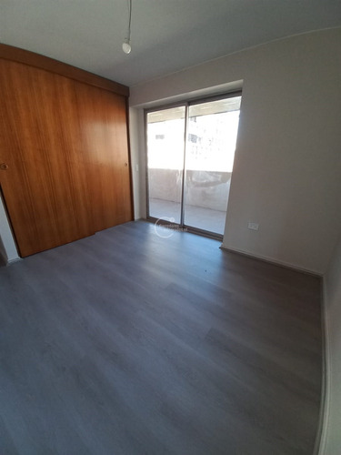 Departamento En Arriendo De 1 Dorm. En Las Condes