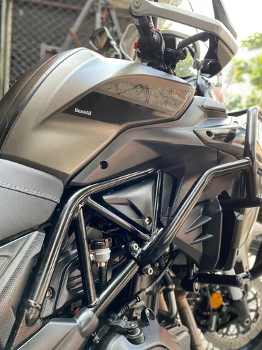 Benelli Trk 502x Con Modificaciones Soat Y Tecnomecanica
