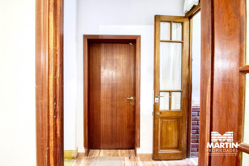 Casa En Venta 5 Amb Con Patio En Victoria