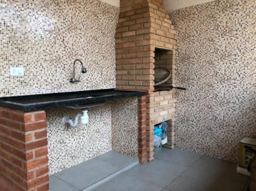 Casa Com Piscina E 2 Quartos Em Itanhaém-sp | 7641-pc