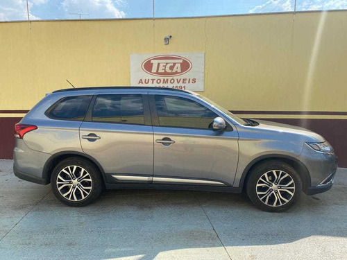 Imagem 3 de 11 de Mitsubishi Outlander 2.0 16v 160cv
