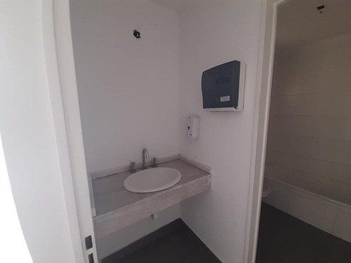 Imagen 7 de 17 de Venta - Oficina -consultorio - San Justo - Alquiler -inversión - Unlam