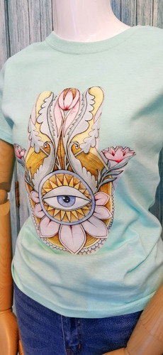 Imagen 2 de 2 de Playera Mano Tonos Pastel