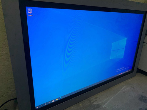 Imagem 1 de 3 de Monitor Smart Tv Led Com Touch De 46 Polegadas