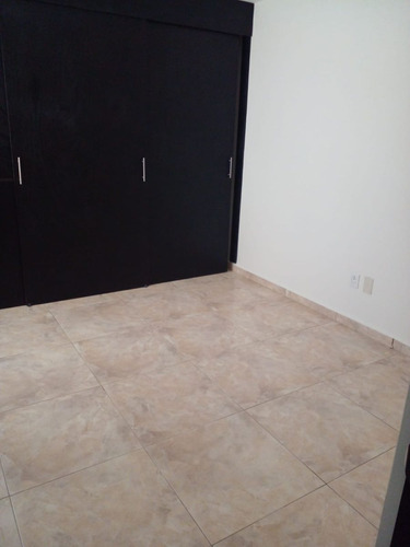 En Venta Casa En Santa Fe Juriquilla, Roof Garden, 4ta Recamara U Oficina..