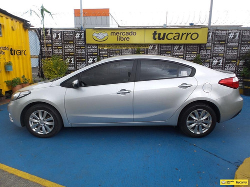 Imagen 5 de 15 de Kia Cerato Pro Ex