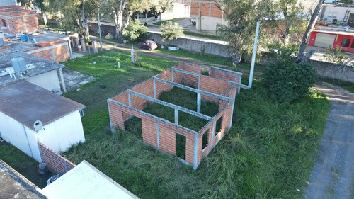 Vendido - En Venta Lote Con Mejora En Barrio Cerrado Las Moras De Jose C. Paz - Escritura Inmediata Y Financia