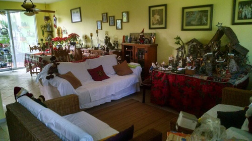 Imagen 6 de 14 de Venta De Bonita Casa En Fraccionamiento Privanza La Loma, En