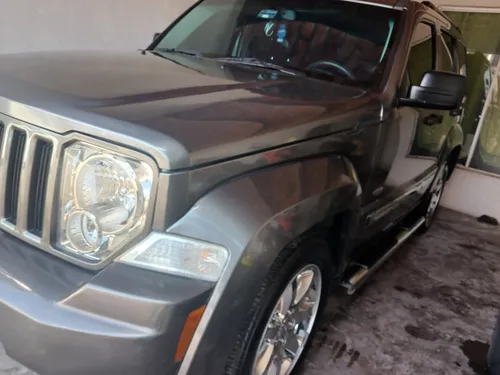 Jeep Liberty Sport 4x2 At