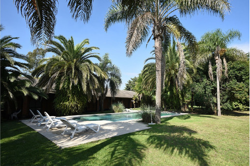 Venta De Hotel 20 Hab Con Parque Y Pileta En Pilar