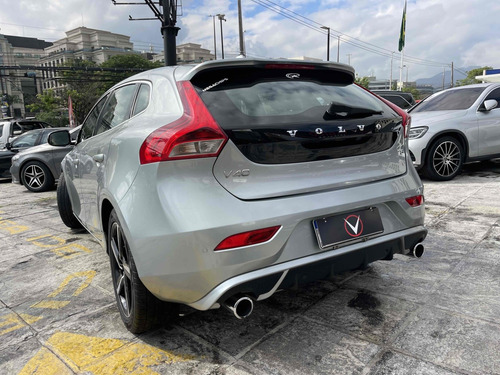 Volvo V40 2.0 T5 R-DESIGN TURBO GASOLINA 4P AUTOMÁTICO