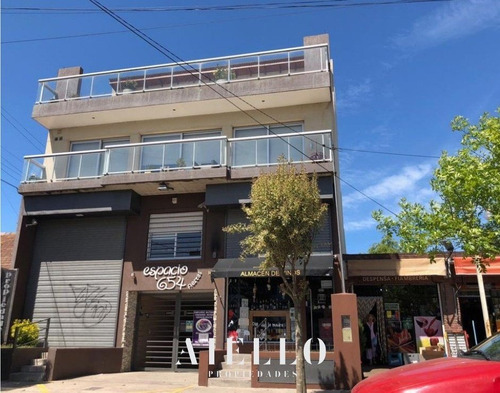 Imagen 13 de 27 de Venta En Block. 3 Locales Y Dos Departamentos
