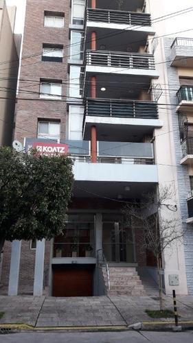 Piso En Venta En Lanus Oeste