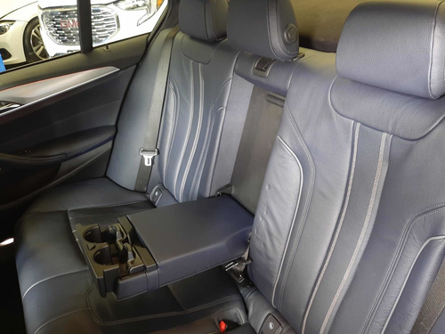 Imagen 6 de 9 de Bmw 530ia Sportline 2017